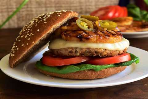 The Pioneer Woman's Hawaiian Burger Recipe