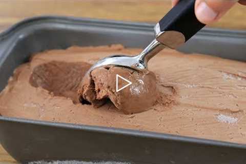 Easy Homemade Chocolate Ice Cream Recipe (Only 3-Ingredients)