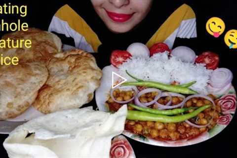 ASMR : Eating chhole bhature, rice, papad, salad | indian street food mukbang | spicy food eating