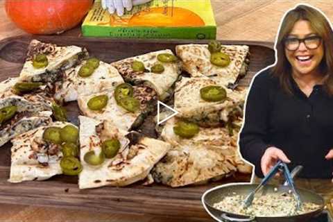 How to Make Creamed Mushroom and Spinach Quesadillas | Rachael Ray