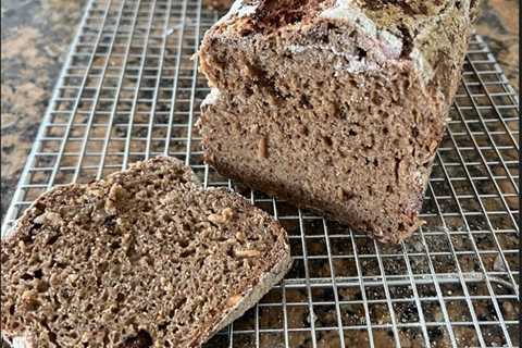 Ginger-Plum Bread   Zwetschgen-Ingwer Brot (Germany)