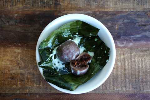 Kuih Koci Pulot Hitam (Kuih Koci With Black Glutinous Rice)