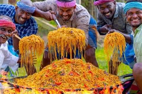 CHICKEN NOODLES | Chinese Hakka Chicken Noodles Recipe Cooking in Village | Chinese Street Food