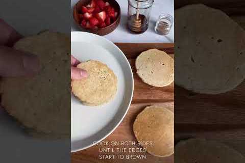 VEGAN & GLUTEN-FREE PANCAKES 🥞🍓 with two Dr. Sturm SKIN RECOVERY supplements #breakfast #recipe