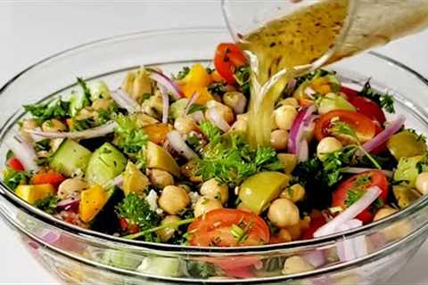 Mediterranean Chickpea Salad Recipe!