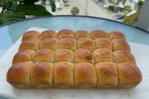 Herbed Whole Wheat Potato Sourdough Rolls