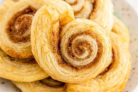 3-Ingredient Puff Pastry Cinnamon Swirls