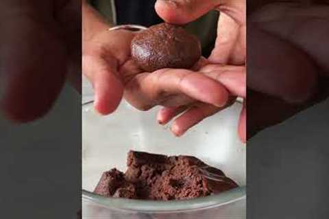 *BEST EVER* STUFFED EGGLESS NUTELLA COOKIE | HOW TO MAKE COOKIE AT HOME #shorts