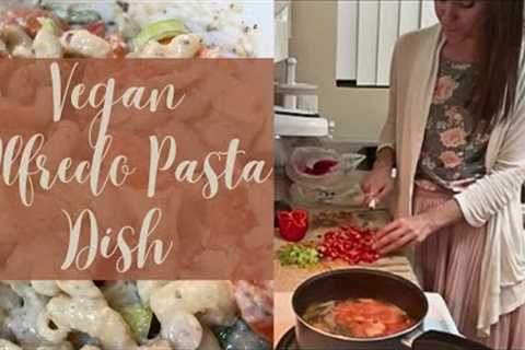 MAKE IT VEGAN:  Vegan Alfredo Pasta Salad Dish