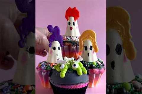 Brew a batch of hocus pocus with these cauldron cupcakes done by @SophiaMyaCupcakes! #shorts