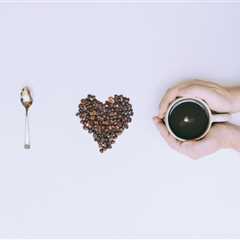 Filiżanka kawy od serca: Czy kawa podnosi ciśnienie?