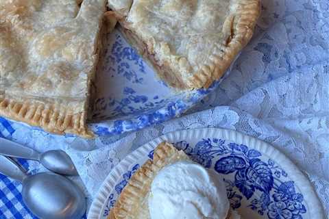 SOUTHERN APPLE PIE