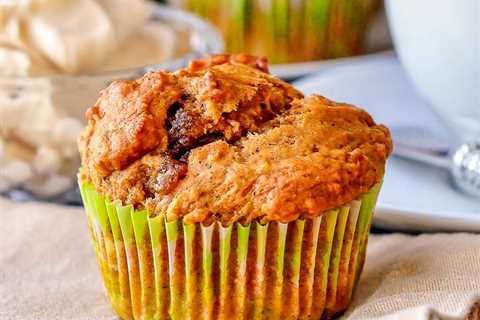 Pumpkin Spice Muffins with Maple Cream Cheese