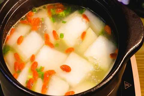 Dried Scallop and Winter Melon Soup: A Delicious and Nourishing Chinese Dish