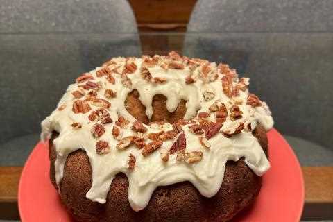 Hummingbird Bundt Cake with Cream Cheese Icing