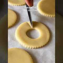 *EASIEST* JIM JAM BISCUITS AT HOME 🤌🏻 | HOW TO MAKE JIM JAM #shorts