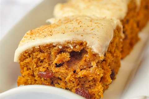 Ginger Raisin Cake Bars