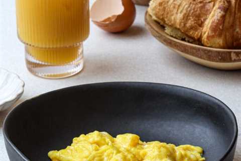 Soft Scrambled Eggs Recipe