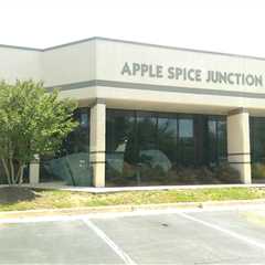 Google review of Apple Spice Box Lunch and Catering by Daniel Wurz