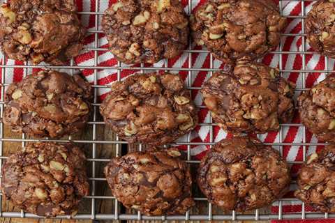 Chocolate Walnut Cookies