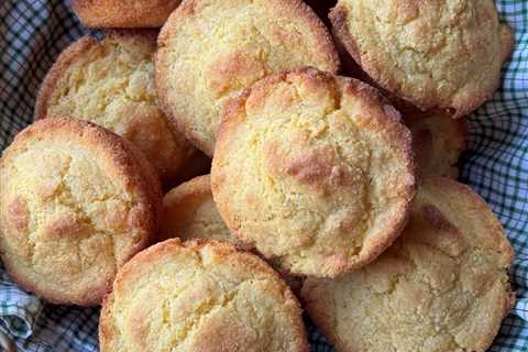 SOUR CREAM CORNBREAD MUFFINS