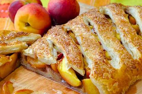 Shortcut Summer Peach Strudel