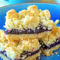 Blueberry Coconut Crumble Bars