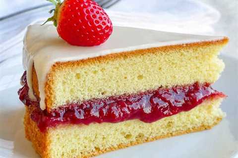 Strawberry Vanilla Sponge Cake