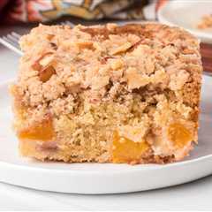 Crumb Cake with Peaches